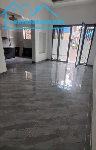 Bán nhà Đà Nẵng, Cầu Tre, Ngô Quyền, Hải Phòng. 3,5 tầng, 38m2, 2,65tỷ. Ngang 6m, ngõ 3m