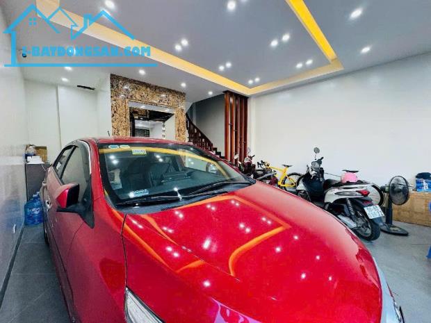 Siêu phẩm mặt phố dòng tiền ổn định ở sướng lắm ý ạ