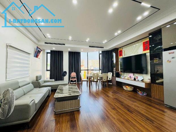 Siêu phẩm mặt phố dòng tiền ổn định ở sướng lắm ý ạ - 1