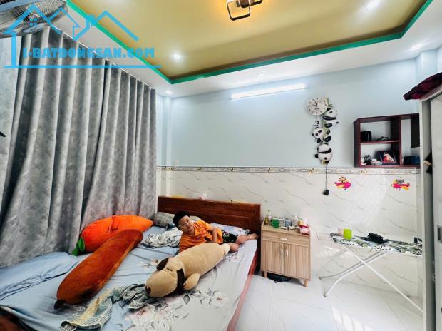 Bán nhà hẻm xe tải 4m Phan Huy Ích, P12, GV, 4 x 10m, 4 tầng, giá 4.25 tỷ TL - 3