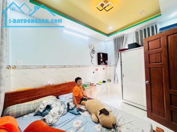 Bán nhà hẻm xe tải 4m Phan Huy Ích, P12, GV, 4 x 10m, 4 tầng, giá 4.25 tỷ TL - 4