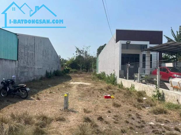 ĐẤT TRẢNG BÀNG KDC ĐÔNG ĐÚC 225m2 MÀ CHỈ CÓ 550 TRIỆU