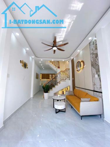 Bán nhà hẻm xe tải 6m Lê Đức Thọ, P15, GV, 3.8 x 10.5m, 3 tầng, giá: 5.2 tỷ TL - 2