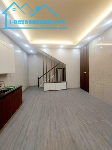 🔥Bán Nhà Hồng Hà – Hoàn Kiếm – 37m² x 4 Tầng – Gần Phố – 5.x Tỷ🔥