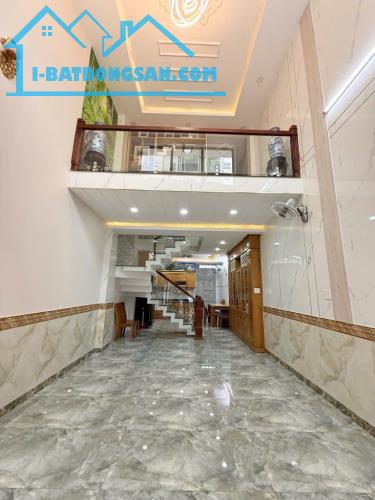 SIÊU PHẨM CỰC ĐẸP FULL NỘI THẤT XỊN XÒ-TRƯỜNG CHINH TÂN BÌNH-5 TẦNG-XE HƠI NGỦ TRONG NHÀ - 2