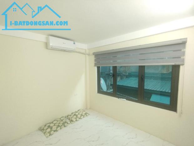 Bán nhà phố Lê Văn Hưu, Hai Bà Trưng, 20m2 x 4 tầng, ô tô đỗ cách 15m, 6 tỷ 100 triệu!