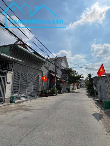 Với Mức Giá Còn Rẻ Chỉ 40 triệu/m CƠ HỘI ĐẦU TƯ SINH LỜi CAO, MT Khung 8m, Mảnh Đất 300m