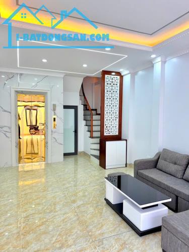 NHÀ CẦU GIẤY, XÂY MỚI, NGÕ NÔNG, LÔ GÓC 2 THOÁNG, THANG MÁY, NHÀ CẦU GIẤY, MỚI, NGÕ NÔNG, - 2