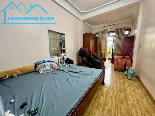 Nhà đẹp Ngõ Ô Tô Đường Hoàng Mai. 35m2, Mặt Tiền 3,3m .5 tầng. đẹp long lanh chỉ với 9 tỉ - 4