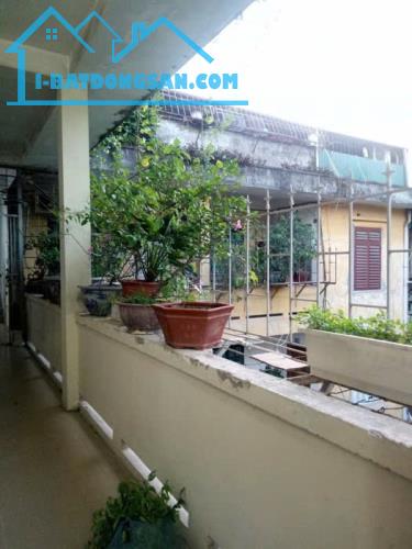 BÁN NHÀ GIÁP BÁT- NHÀ ĐẸP Ở NGAY – Ô TÔ ĐỖ CỬA- TIỆN ÍCH BẠT NGÀN – GIÁ 3.6 TỶ - 1