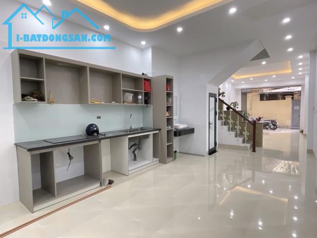 SIÊU PHẨM! Nhà đẹp Trung Kính 64m2*5T, mt 4.5m kinh doanh, gần ô tô, 2 thoáng 14.3 tỷ. - 2