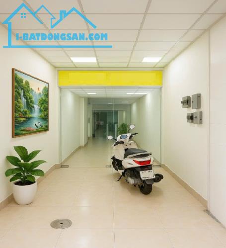 Bán nhà mặt tiền Cách Mạng Tháng Tám , QUẬN 10  , Gía 17.5 tỷ- 2 Tầng - DT 82 m2