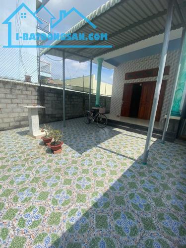 NHÀ ĐẸP - GIÁ TỐT - Chính Chủ Cần Bán Nhà Tại Thạnh Phú, Vĩnh Cửu, Đồng Nai