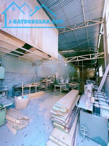 Bán nhà xưởng nhỏ góc 2 mặt tiền gần Chợ Lô Đức, Hố Nai 3, Trảng Bom, giá 1 tỷ 800.