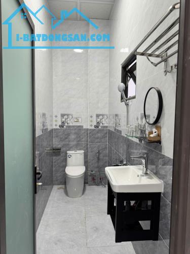 CHO THUÊ NHÀ NGUYÊN CĂN 2 TẦNG 2 MẶT TIỀN HẺM Ô TÔ AN BÌNH PHƯỜNG 3  ĐÀ LẠT GIÁ 12 TRIỆU - 4