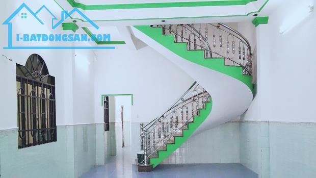 Mặt Tiền Kinh Doanh đường Tỉnh Lộ 10, 170m2 ( 5 x 34 ) 3 TẦNG đúc, chủ nhà gấp bán - 1