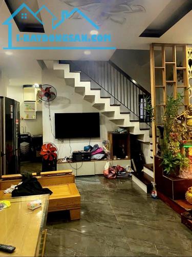 Nhà 2 mặt thoáng đường Hoàng Diệu, Hải Châu nhỉnh 2.9x tỷ