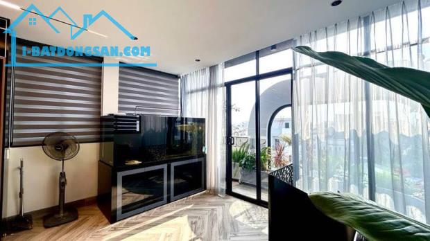 BÁN NHÀ PHỐ GIA THƯỢNG LONG BIÊN 60M2 6T, MT5M VỈA HÈ, DÒNG TIỀN, 31.X TỶ - 3