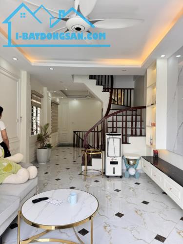 +1 Bán nhà Mễ Trì Hạ, 36 m2, 4 tầng, 3 ngủ, hai thoáng trước sau, giá 6.8 tỷ - 3