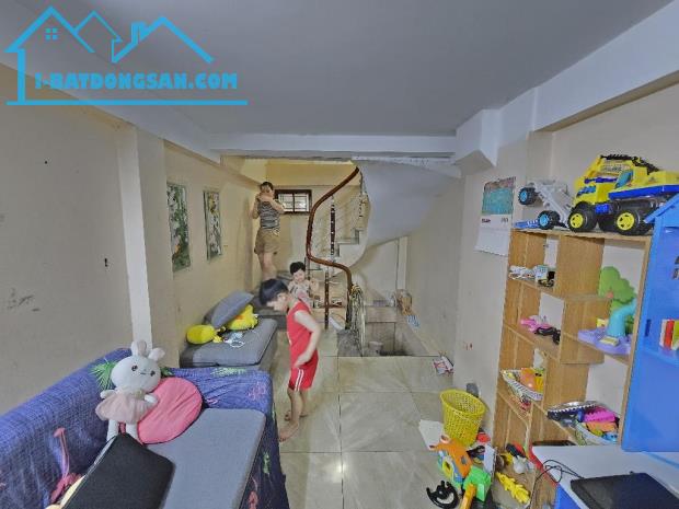 BÁN NHÀ TÂN TRIỀU- VỊ TRÍ THUẬN TIỆN - AN NINH TỐT 3,7tỉ