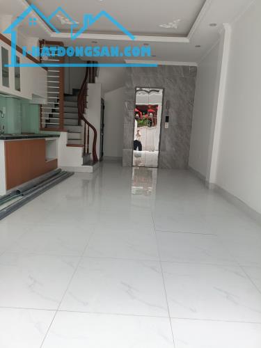 Bán nhà đẹp Đại Cát - Liên Mạc, 38m² 5T thang máy, lô góc, ngõ ô tô! - 1