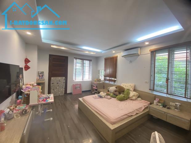 BIỆT THỰ KĐT VIỆT HƯNG, 3 MẶT VƯỜN HOA, GARA Ô TÔ, MẶT PHỐ KINH DOANH, GẦN CV LONG BIÊN - 2