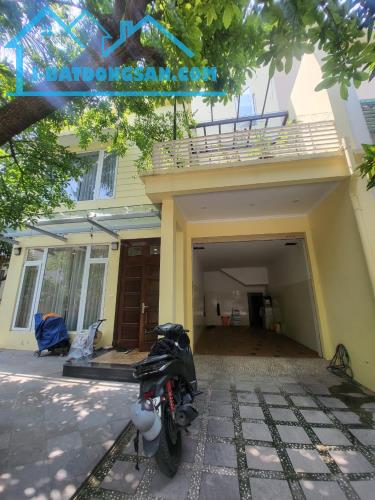 BIỆT THỰ SONG LẬP  KĐT VIỆT HƯNG -GARA RIÊNG - 3 THOÁNG - - 1
