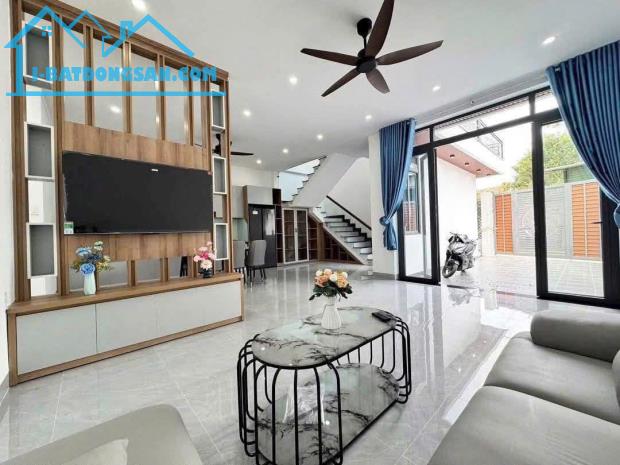 BÁN BIỆT THỰ MINI NGAY BIÊN HÒA SỔ RIÊNG THỔ CƯ,NGANG 7x15, 700TRIỆU NHẬN NHÀ - 3