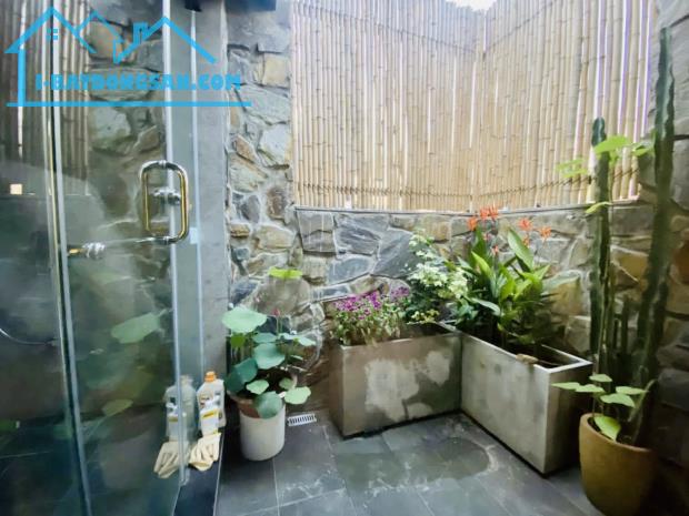 Bán Nhà Đường Giải Phóng-180m Ra Hồ Phương Liệt- Ngõ Thông Ô Tô- 70m2- 4 Tầng- 13.5 Tỷ - 5