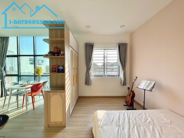 BÁN CHDV CAO CẤP DOANH THU 90TR Ở P15 TÂN BÌNH HXH TO CÓ THANG MÁY 1X TỶ - 1
