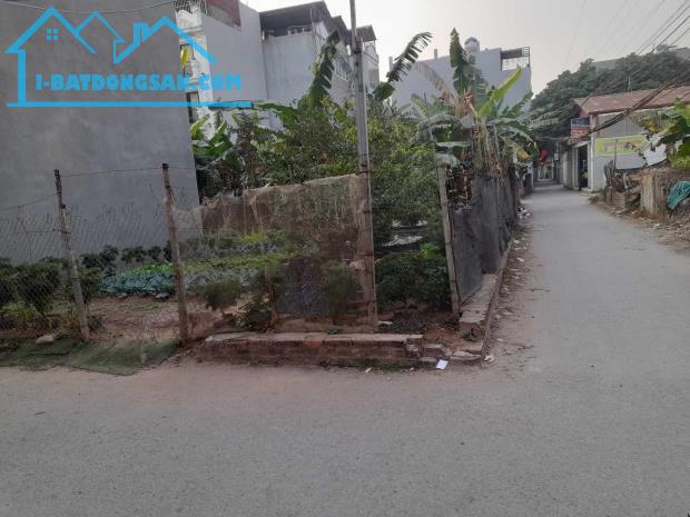 ĐẤT ĐỒNG MAI LÔ GÓC ÔTÔ ĐỖ CỬA VÀO NHÀ NHỈNH 4TỶ