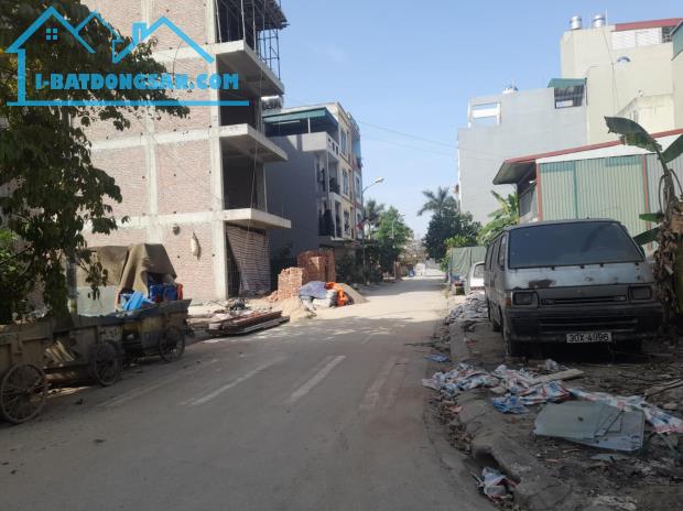 ĐẤT DỊCH VỤ ĐỒNG MAI KHÔNG LỖI PHONG THỦY HƠN 6TỶ - 2