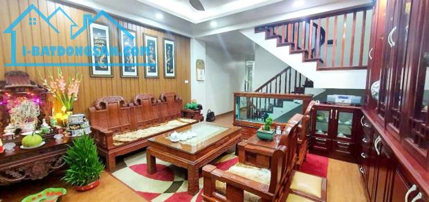 BÁN CĂN NHÀ PHỐ DỊCH VỌNG 50M2, XÂY 7 TẦNG. GIÁ NHỈNH 8 TỶ - 2