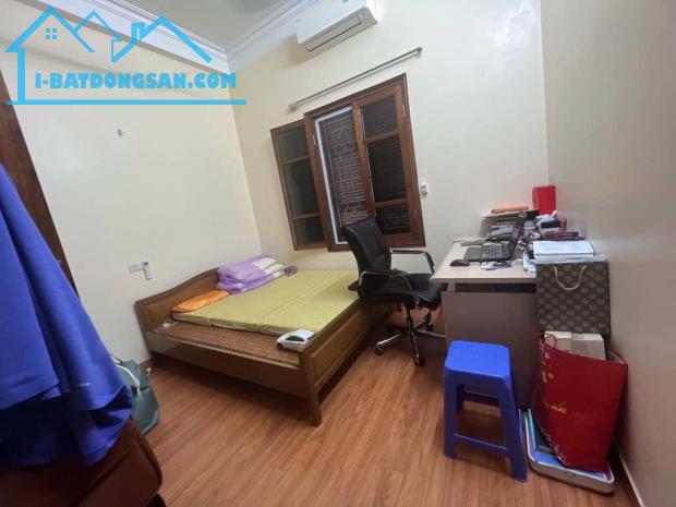 BÁN NHÀ ĐÔNG QUAN, CẦU GIẤY, SIÊU HIẾM, NHÀ DÂN XÂY CHẮC CHẮN, ĐƯỜNG TRƯỚC NHÀ RỘNG Ô TÔ - 4