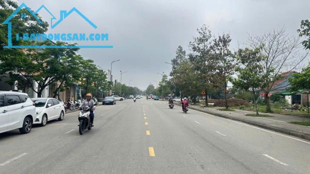 BÁN NHÀ 4 TẦNG MẶT TIỀN Hoàng quốc Việt An cựu City Huế - 1