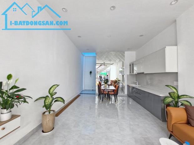 NHÀ 2 TẦNG XINH LUNG LINH NGAY PHƯỚC LONG A, Q9, 90M2, NGANG 4.5M, GIÁ CHỈ 5.7 TỶ TL. - 2