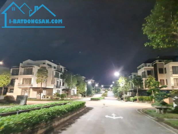 Chính chủ bán lô bt 200m2 dự án Phú Cát City, trung tâm CN cao Hòa Lạc - 2