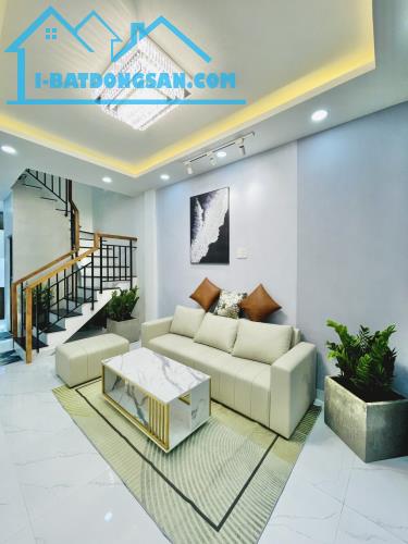 💎 SIÊU PHẨM ĐẦU TƯ DT45M2- NGÃ TƯ PHÚ NHUẬN – KẾ CẬN QUẬN 1 – 3 TẦNG – 5PN - 6.xx TỶ - 1