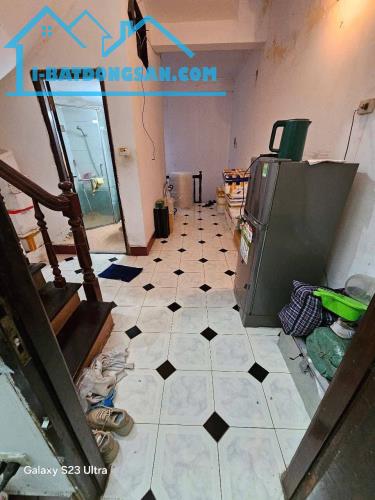 Cho thuê nhà ngõ ô tô Hoàng Văn Thái 43m2 x 3.5 tầng, 3 ngủ, 13 Triệu VP, C.ty, KD - 2