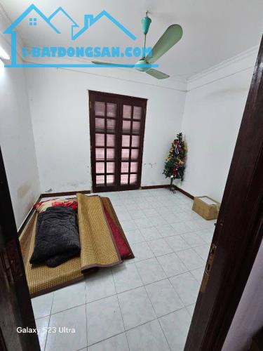 Cho thuê nhà ngõ ô tô Hoàng Văn Thái 43m2 x 3.5 tầng, 3 ngủ, 13 Triệu VP, C.ty, KD - 3
