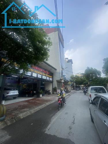 Mảnh Đất Hiếm-Lê Quang Đạo (Ngay Sau Bệnh viện Hồng Ngọc) 124/140m, MT 12m 42 Tỷ - 1