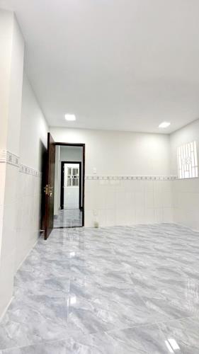 Bán nhà đẹp 2 lầu gần HXH đường Dương Bá Trạc P.2 Quận 8 - 3
