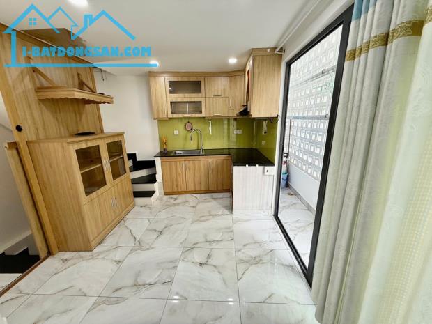 NHÀ PHAN ĐĂNG LƯU PHƯỜNG 5 PHÚ NHUẬN NỞ HẬU giá 3.99tỷ - 2