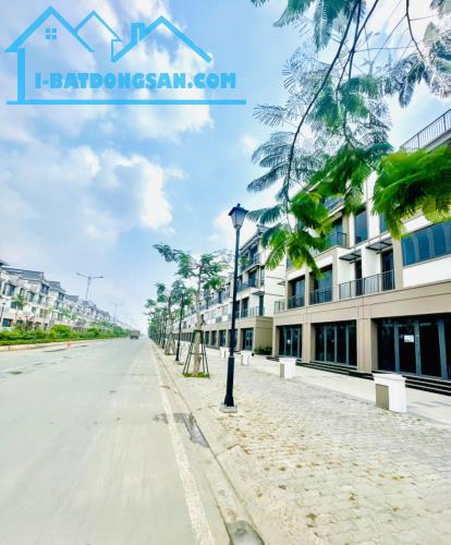 Nền đất 158m2 Đối diện VinGroup - Sát trường Học THPT Hậu Nghĩa - đủ thổ - sổ riêng - 2