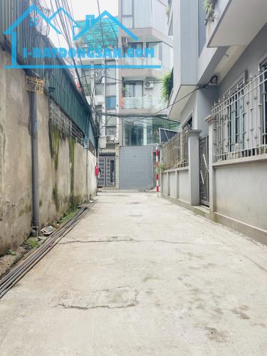 BÁN ĐẤT TẶNG NHÀ PHỐ TRẠM LONG BIÊN 70M2, Ô TÔ VÀO NHÀ, KINH DOANH, NHỈNH 12 TỶ - 2