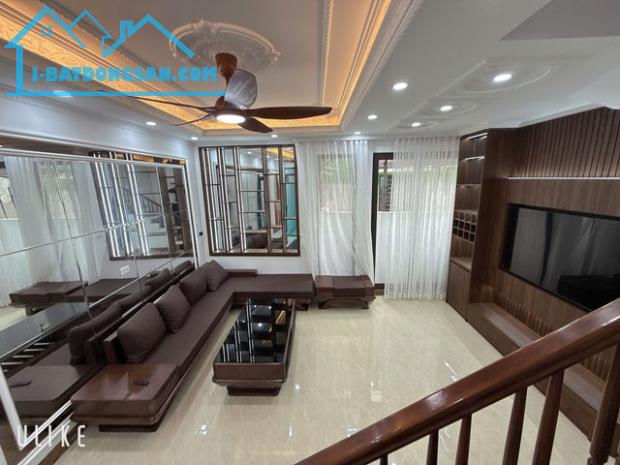 HIẾM! BÁN NHÀ NGÕ CẦU GIẤY 6 TẦNG MT4M CÁCH MẶT PHỐ 10M - NỞ HẬU - 1