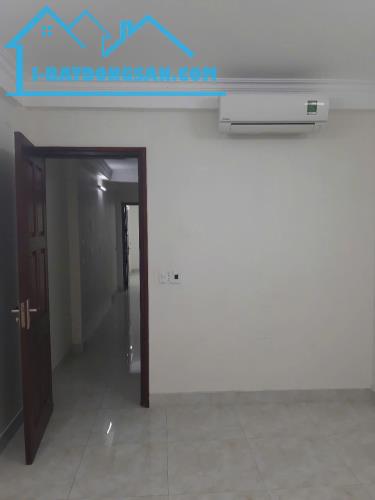 Siêu rẻ Mặt bằng tầng 1, 2 làm Văn phòng, KD online Cù Chính Lan, 70m2 x 2 tầng, 13 Triệu - 4