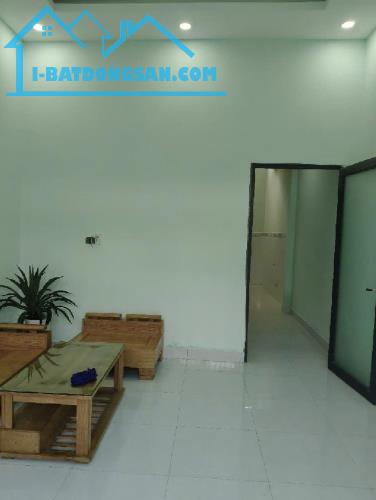 Cần bán, vị trí siêu đẹp, Hẻm rộng, Phan Văn Hớn, Q12, 62m2, siêu rẻ, chỉ nhỉnh 3 tỷ. - 2