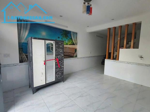 Nhà sổ riêng đường ô tô thông 1.35 tỷ/44 m2 - 3