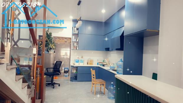 Bán nhà riêng tại Trường Thạnh, Q9, TP.HCM, giá tốt 6,4 tỷ, 72m2, 4PN, 4WC - 2